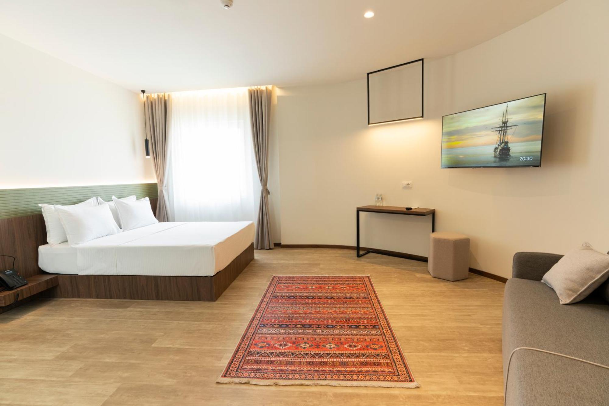 Star Hill Hotel Pristina Exterior foto